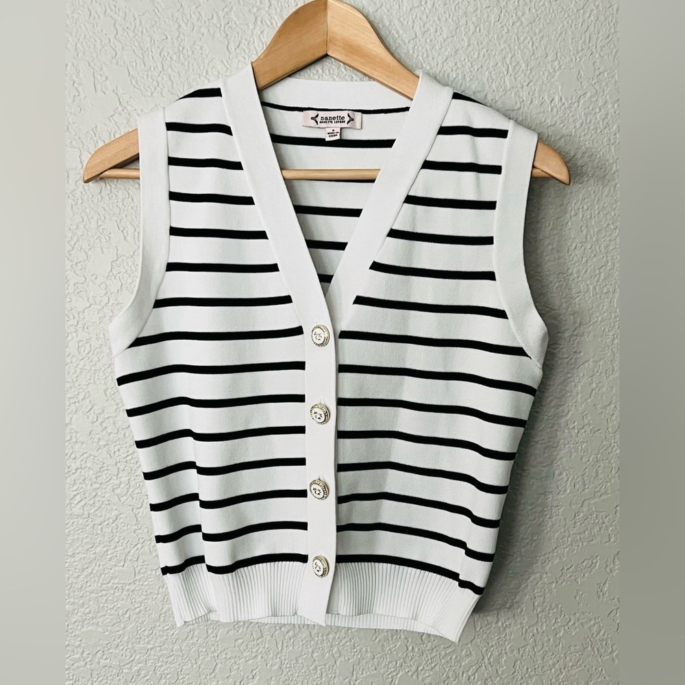 Nanette Lepore Black and White Striped Sleeveless Sweater Blouse Size Small